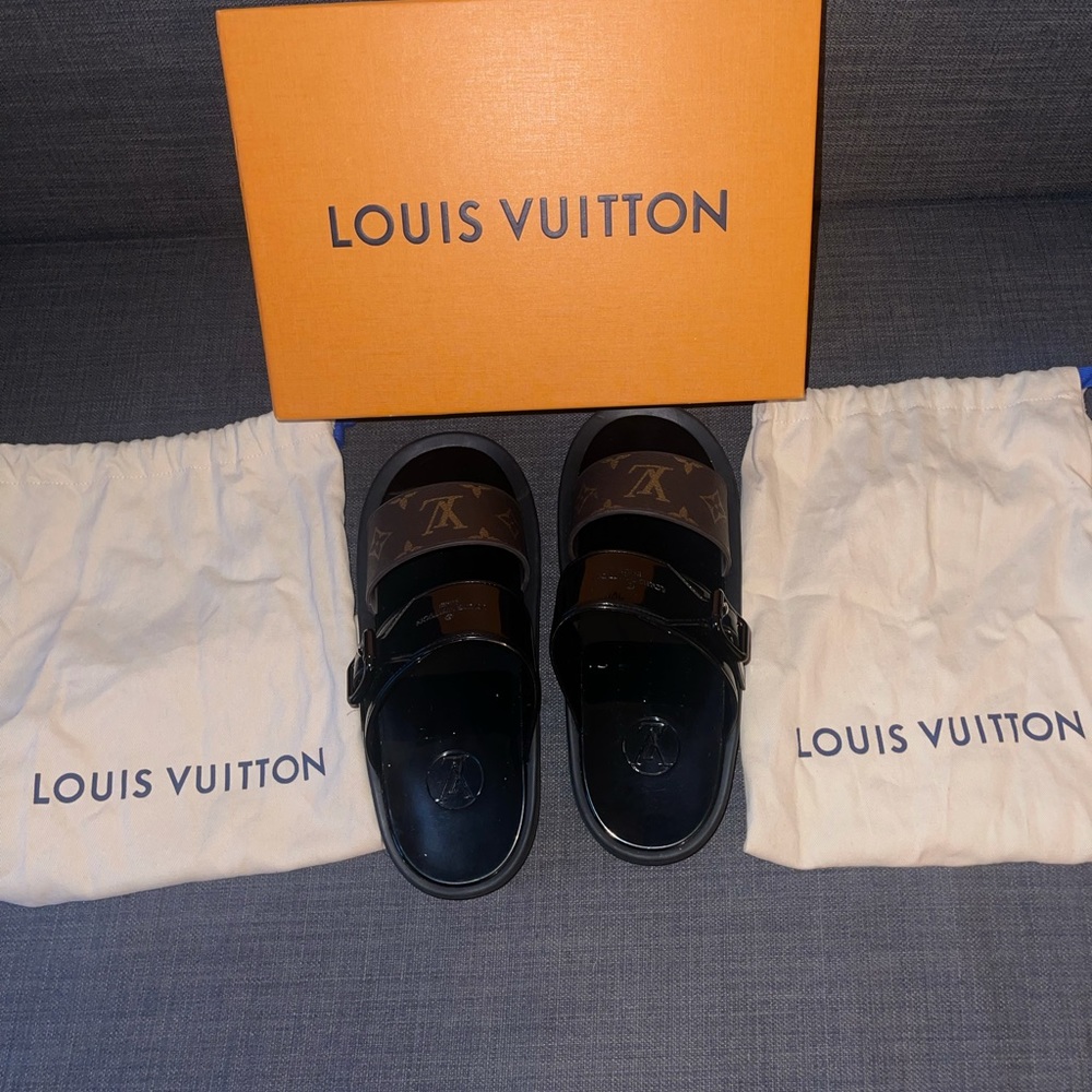 Authentic Louis Vuitton Sunbath Sandal
